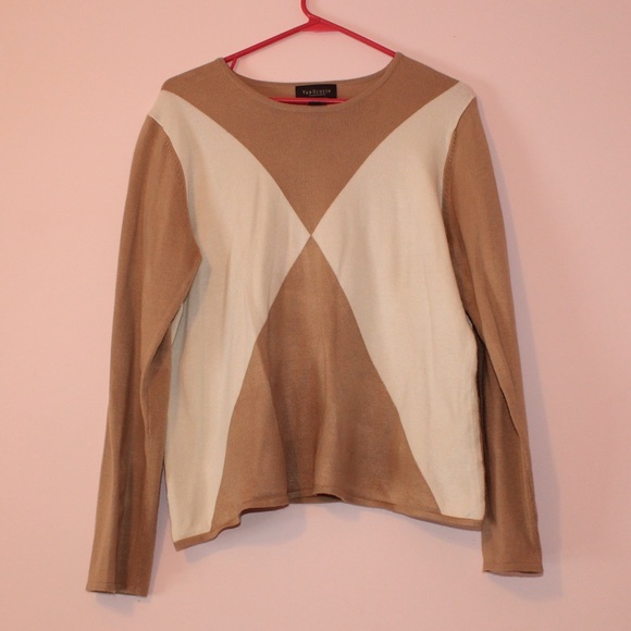 Van Heusen Sweaters - (NEW/NO TAGS) Van Heusen Tan & White Sweater